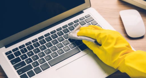 Cleaning the Laptop Fan without Dismantling the Laptop