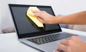 How Dust Affects Laptop Performance