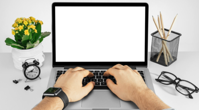 How to Measure Laptop Size? – A Step-by-Step Guide