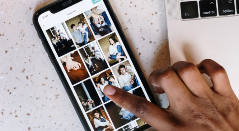 How to Transfer Photos from Android to iPhone? – 4 Different Methods