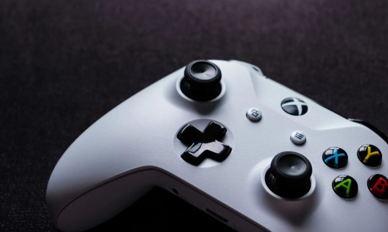 How to Turn Off Xbox Controller on PC? – A Gamer’s Guide